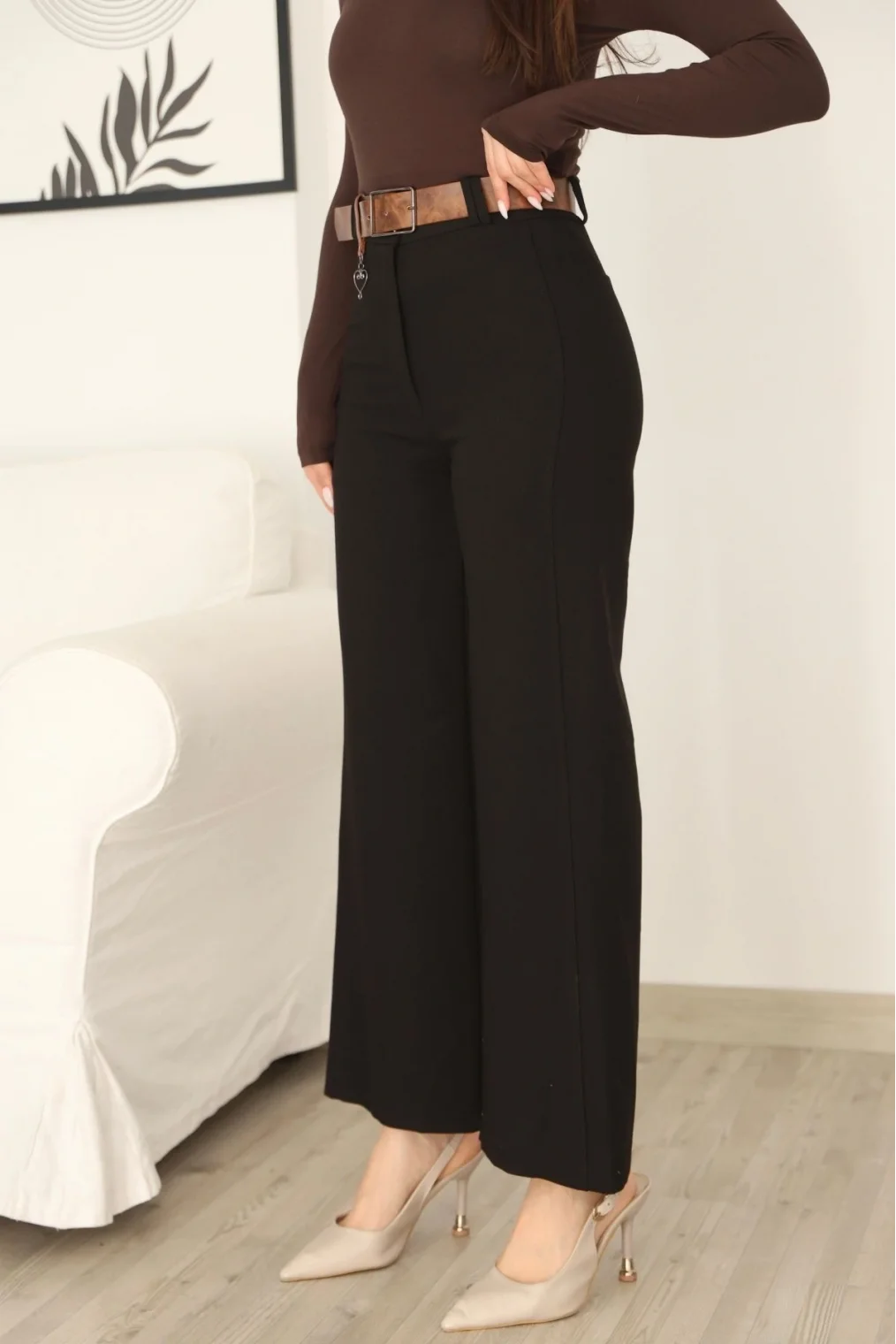 Kemeri Aksesuarlı ve Cep Detaylı Palazzo Pantolon 6115-Siyah