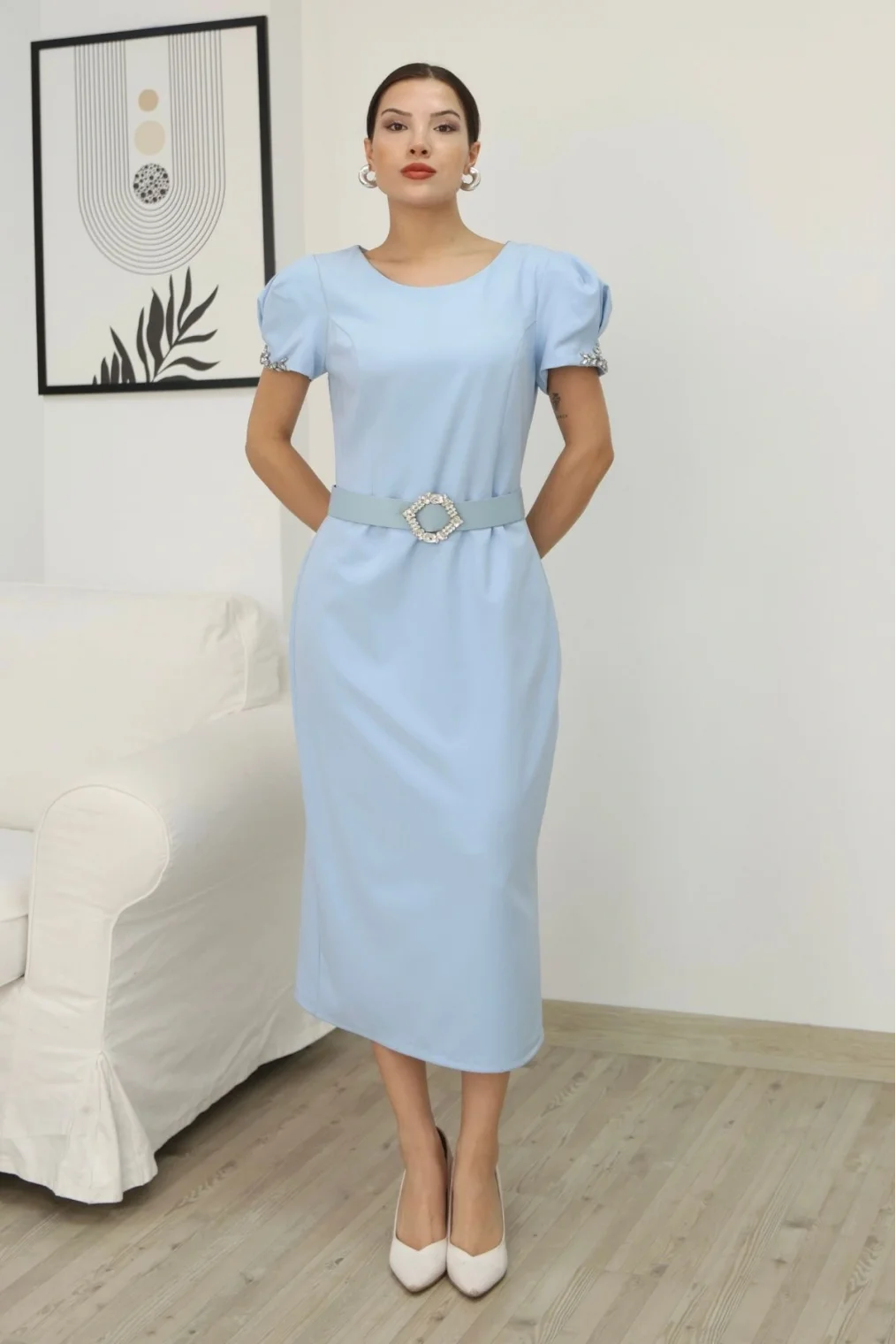 Kolu İşlemeli Kemerli Yırtmaçlı Midi Elbise 2198-Bebe Mavisi