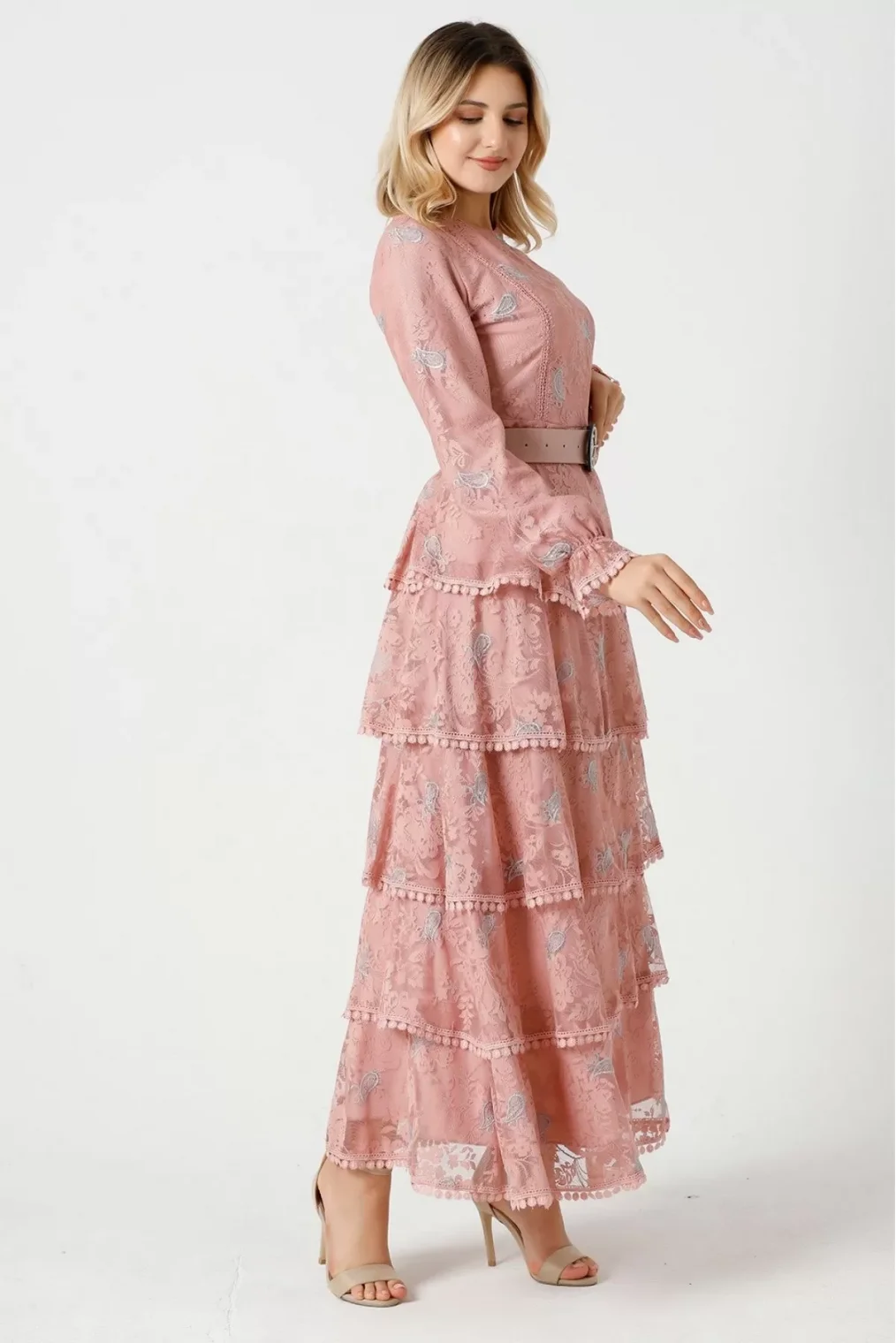 Nakışlı Kat Kat Dantel Elbise 744-Pudra (Kemer Dahil Değildir)