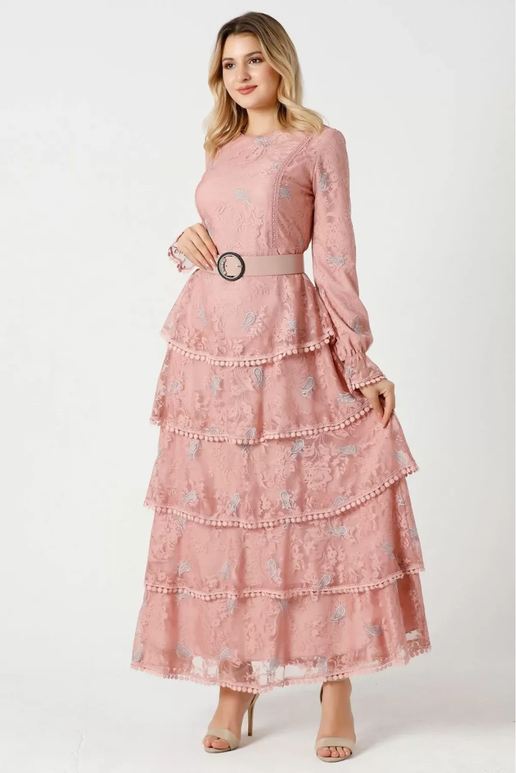 Nakışlı Kat Kat Dantel Elbise 744-Pudra (Kemer Dahil Değildir)