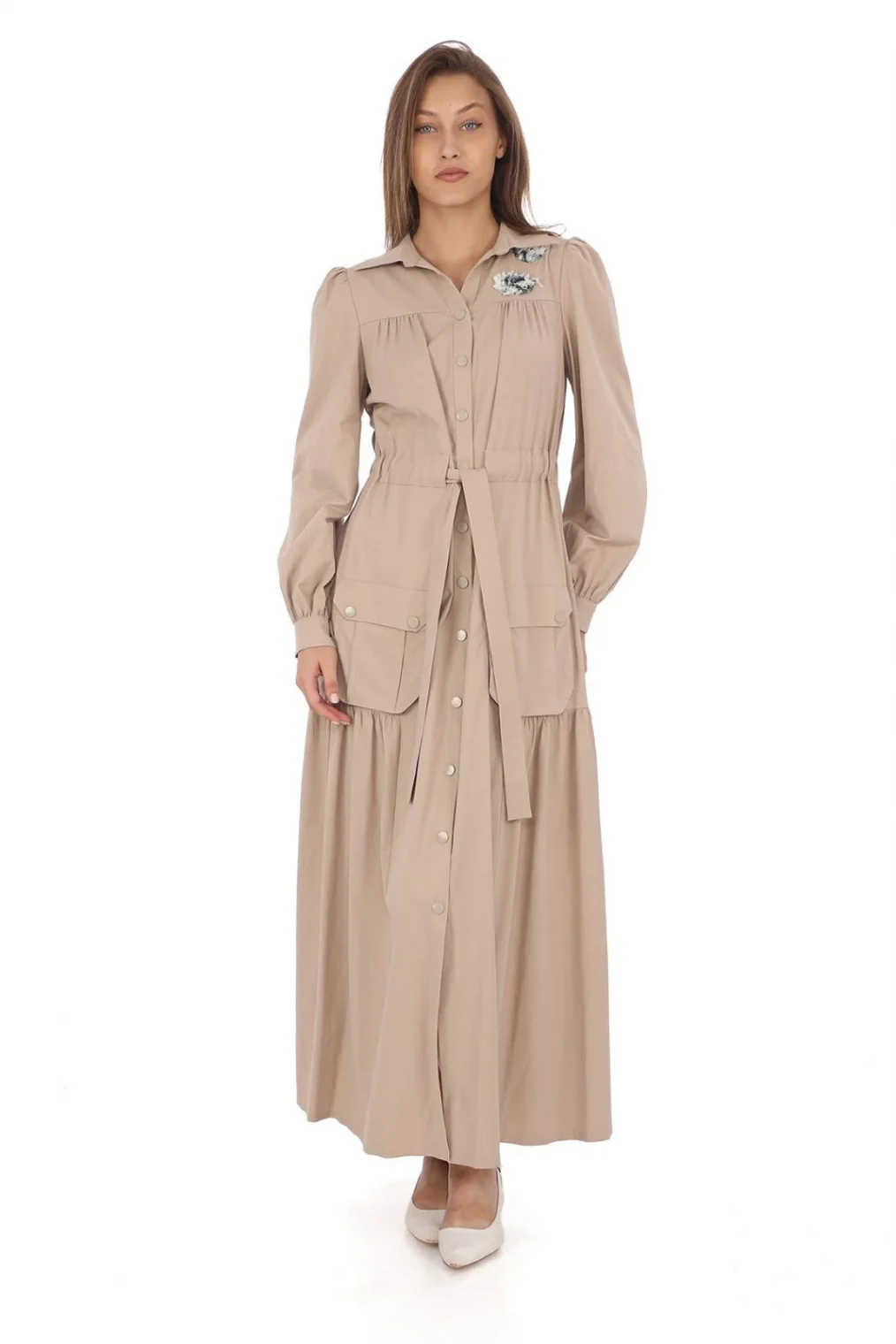 Omuz Çiçekli Bağlama Detaylı Çıtçıtlı Pamuk Elbise 2709-Bej