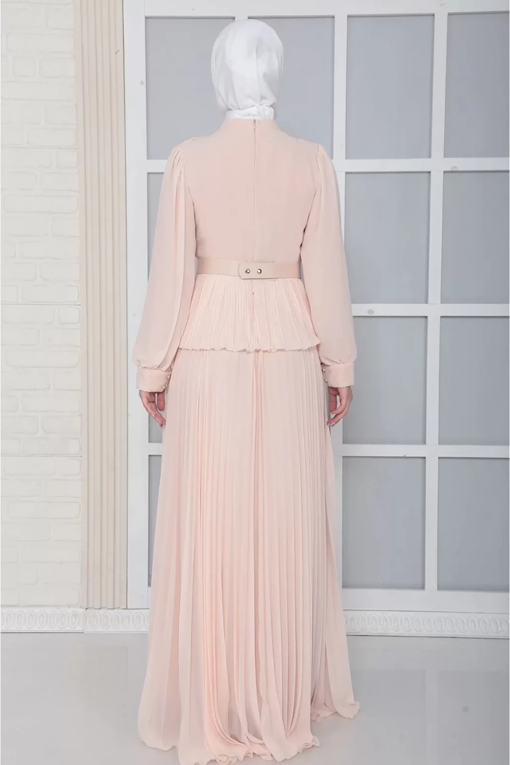 Omuz Ve Kemer Detaylı Pliseli Tesettür Abiye Elbise 816-Pudra