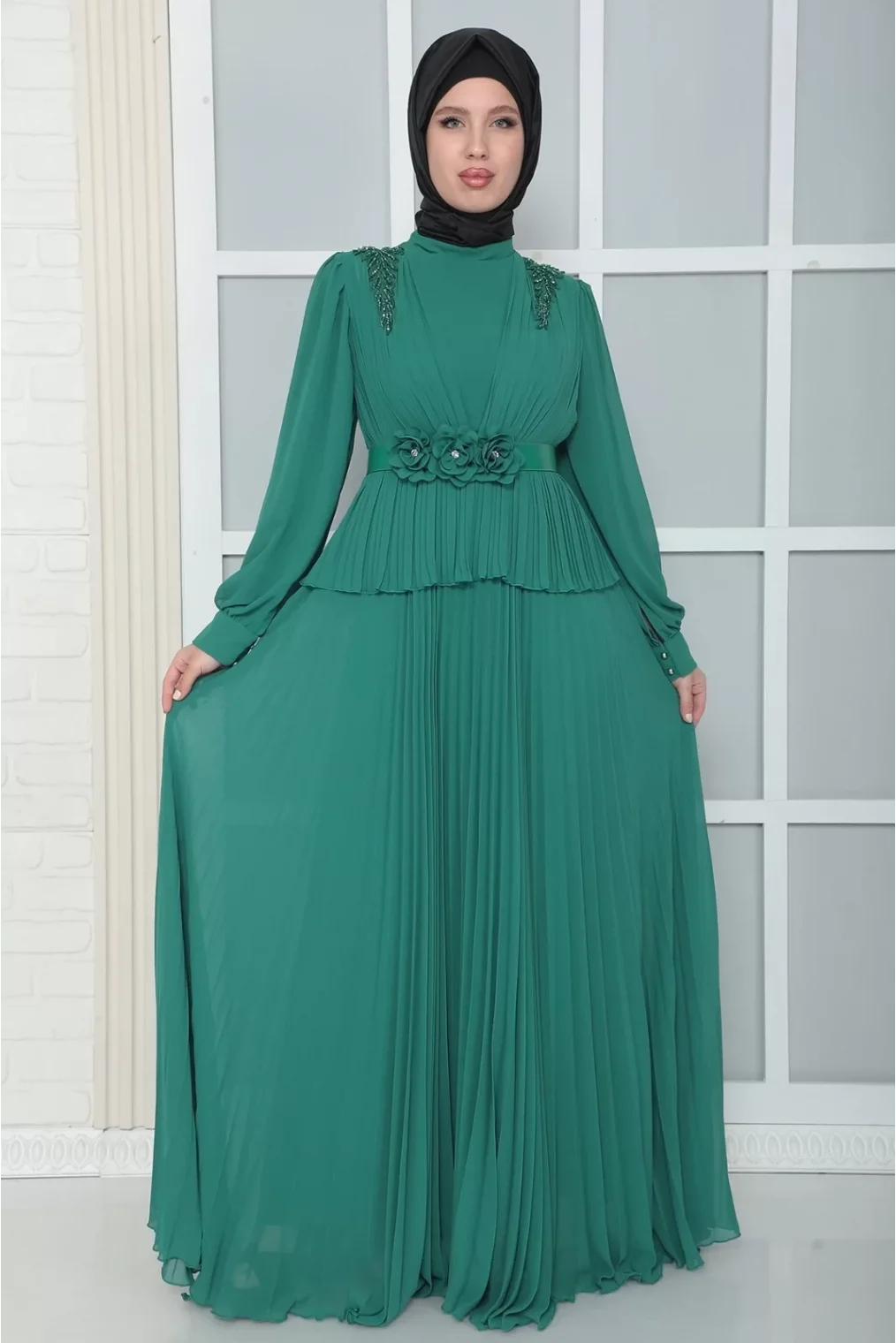 Omuz Ve Kemer Detaylı Pliseli Tesettür Abiye Elbise 816-Yeşil