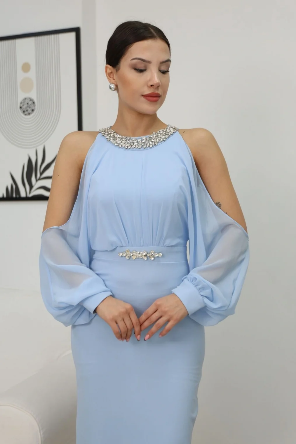 Omzu Açık Balon Kol Taş Detaylı Abiye Elbise 2261-Bebe Mavisi