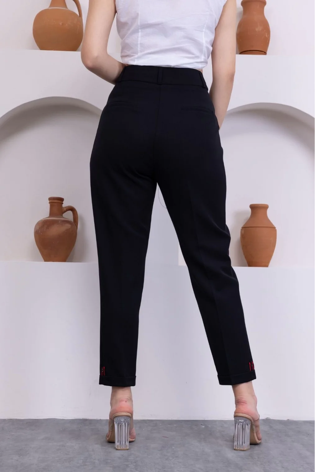 Pile Detaylı Duble Paça Kadın Kumaş Pantolon 324-Siyah