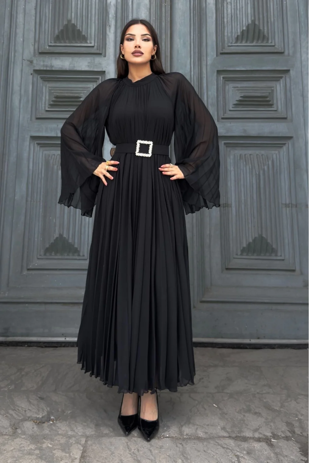 Plise Detaylı Kemerli Rahat Form Abiye Elbise 2183-Siyah
