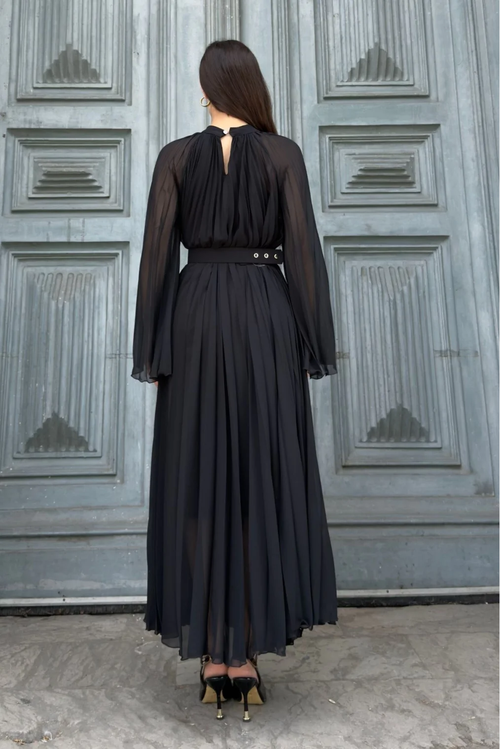 Plise Detaylı Kemerli Rahat Form Abiye Elbise 2183-Siyah