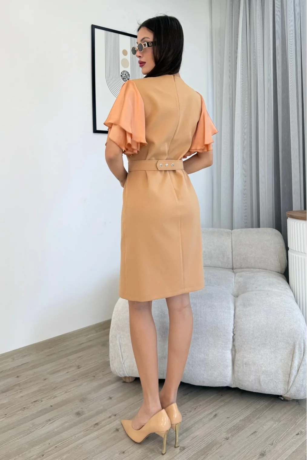 Saten Kol Volanlı Boncuk İşlemeli Kemerli Abiye Elbise 6012-Camel