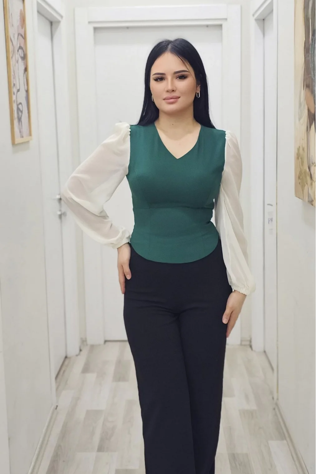 Şık V Yaka Crop Üst 6010-Yeşil