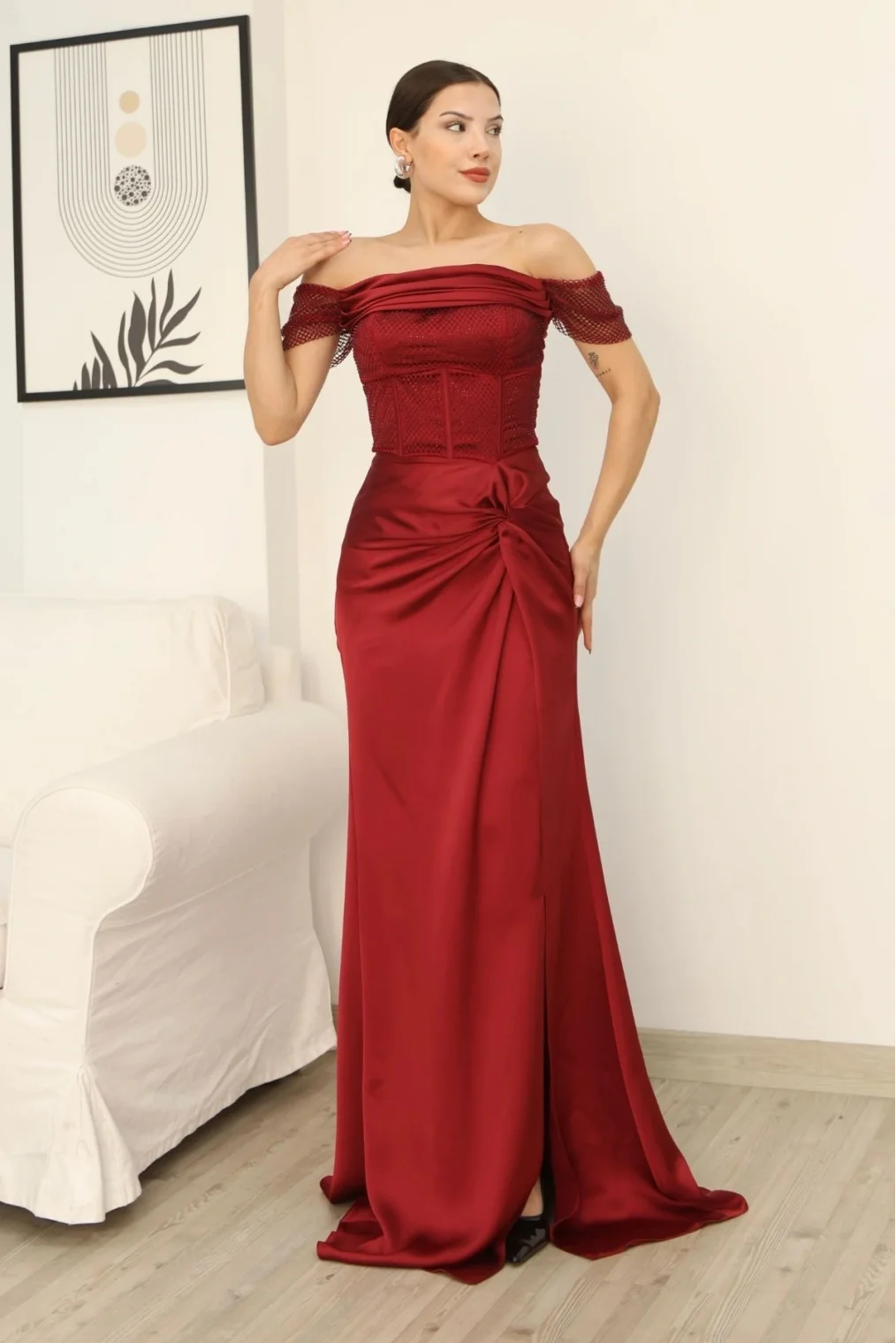 Straplez Yaka File ve Bel Detaylı Saten Abiye Elbise 2368-Bordo