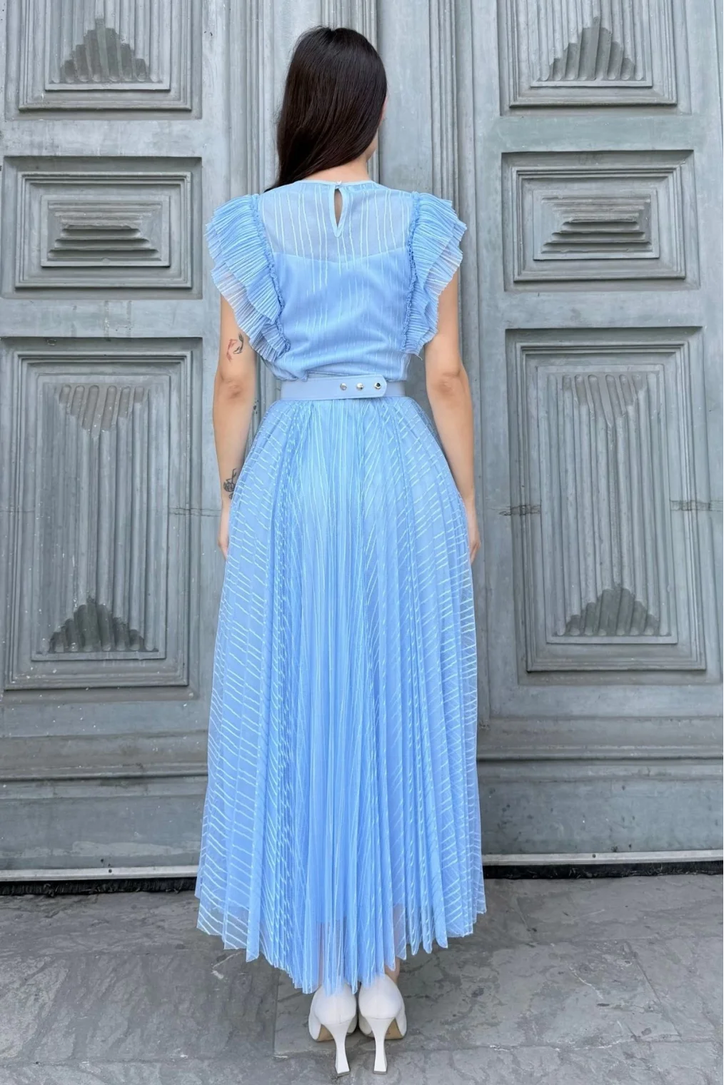 Straplez Yaka Omuz Fırfır Detaylı Kemerli Abiye Elbise 2282-Mavi