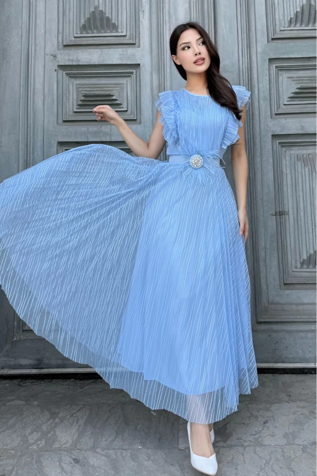 Straplez Yaka Omuz Fırfır Detaylı Kemerli Abiye Elbise 2282-Mavi