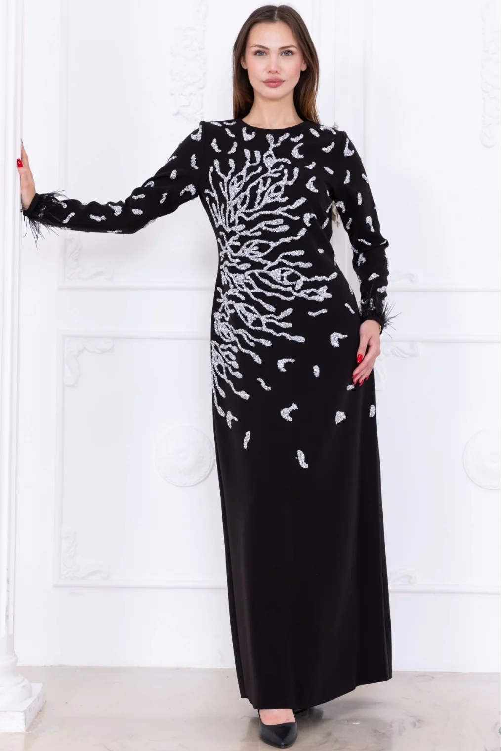 Taş Desenli ve Tüylü Kol Detaylı Abiye Elbise 2747-Siyah