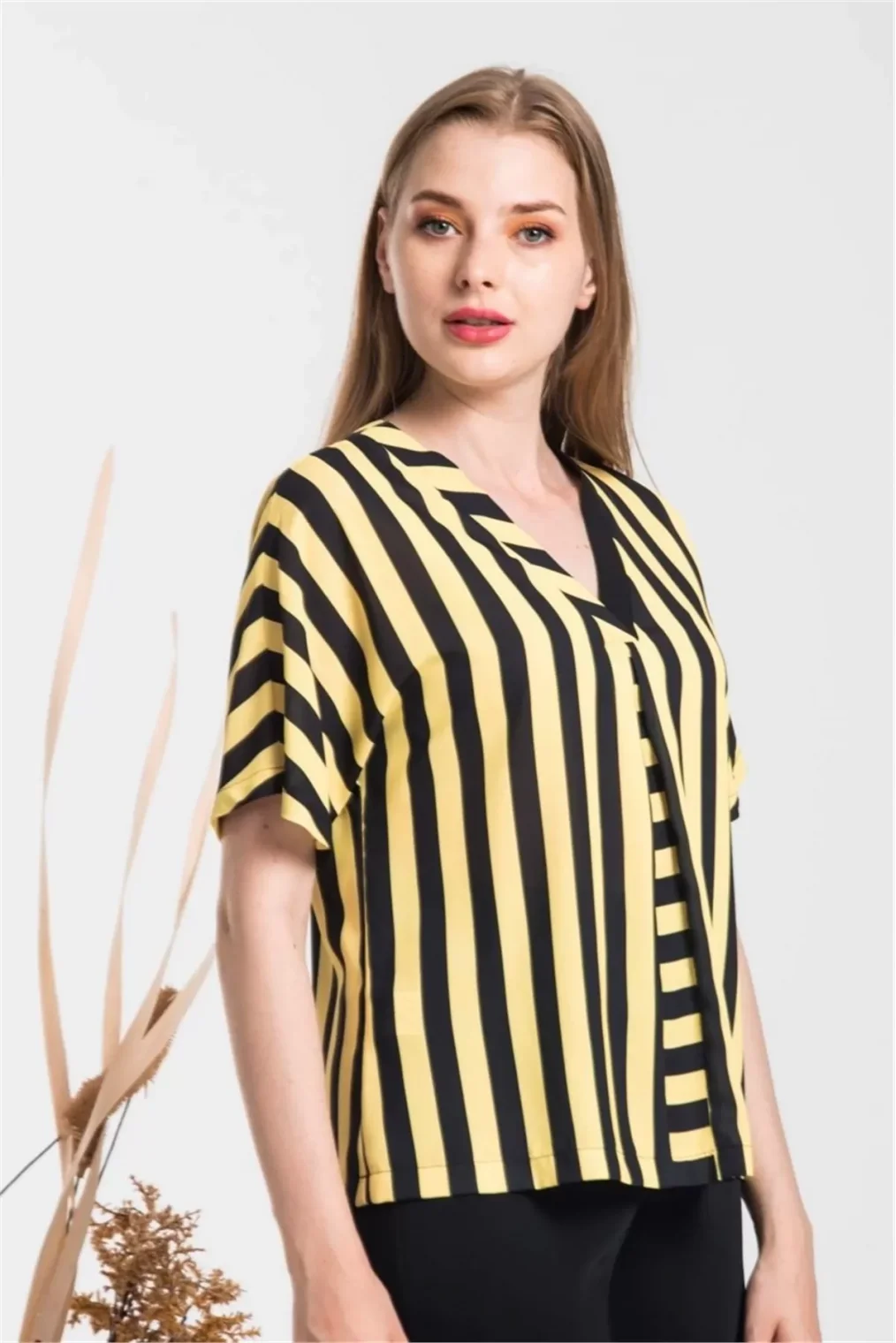 V Yaka Çizgili Bluz 1715-SARI