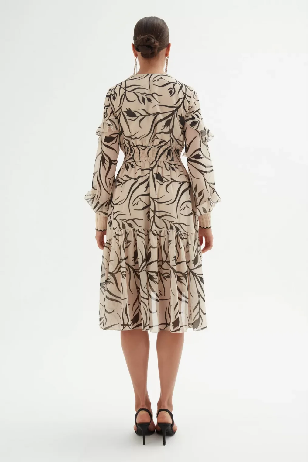 V Yaka Eteği Büzgülü Elbise 1779-Bej