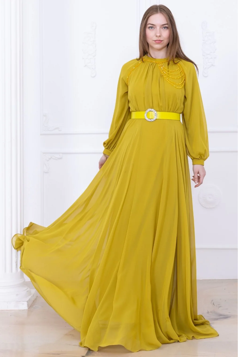 Yaka Boncuk İşlemeli Kemerli Şifon Abiye 2742-Yağ Yeşili