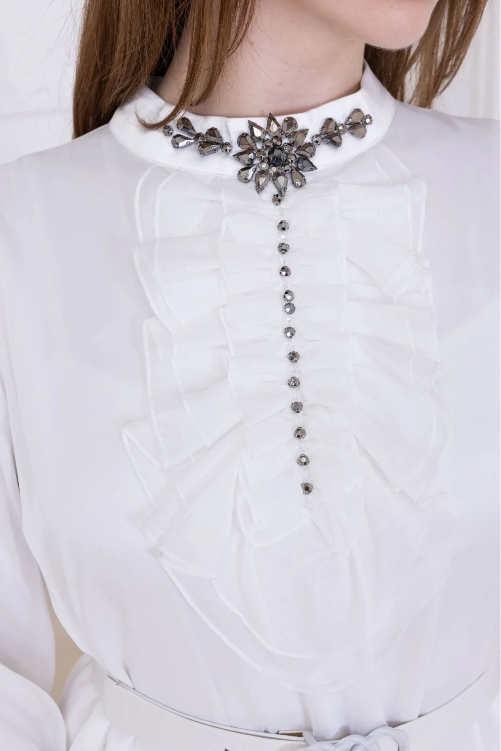 Yaka Fırfırlı Boncuk İşlemeli Şifon Abiye 2716-Ekru