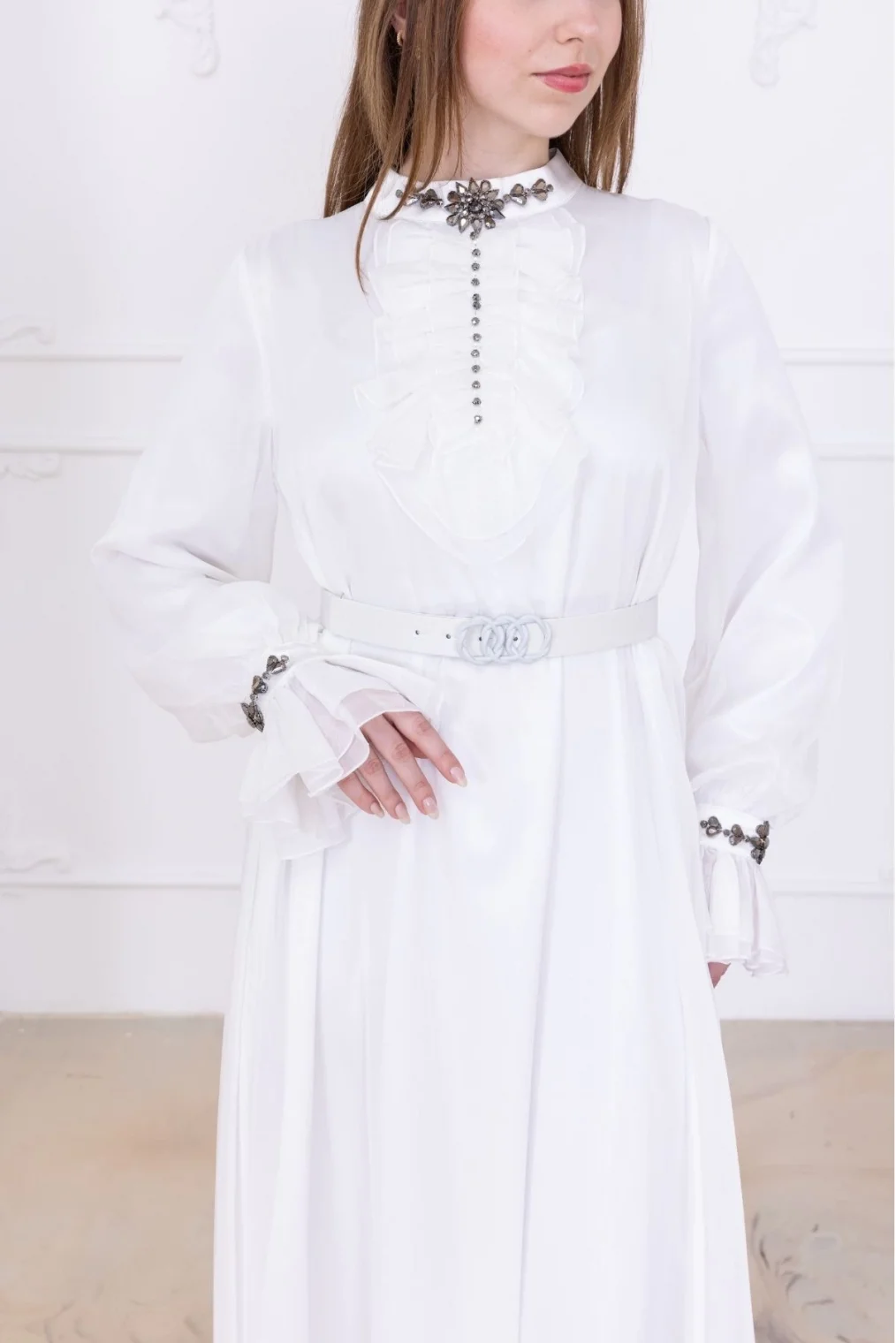 Yaka Fırfırlı Boncuk İşlemeli Şifon Abiye 2716-Ekru