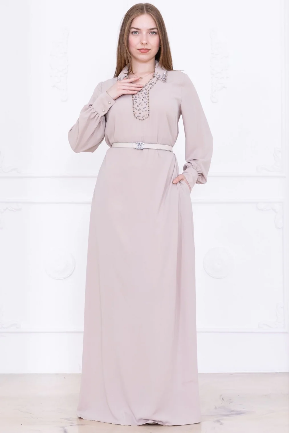 Yaka İşleme Detaylı Kemerli Rahat Form Elbise 1016-Bej