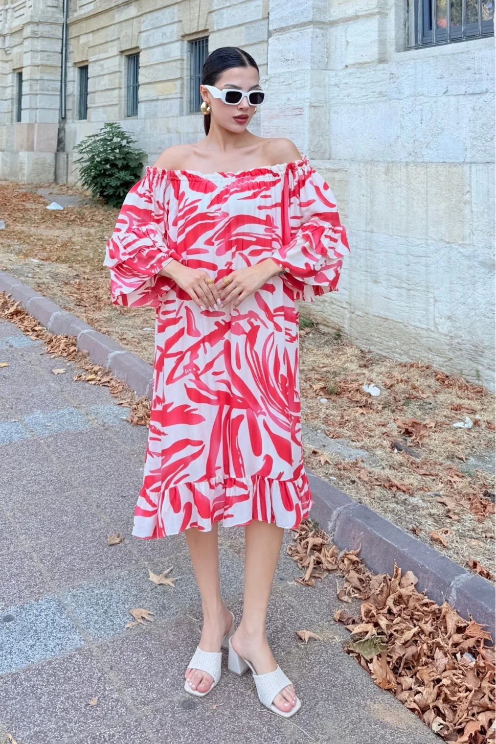 Yaka Lastikli Fırfır Detaylı Rahat Form Viskon Elbise 6024-Fuşya