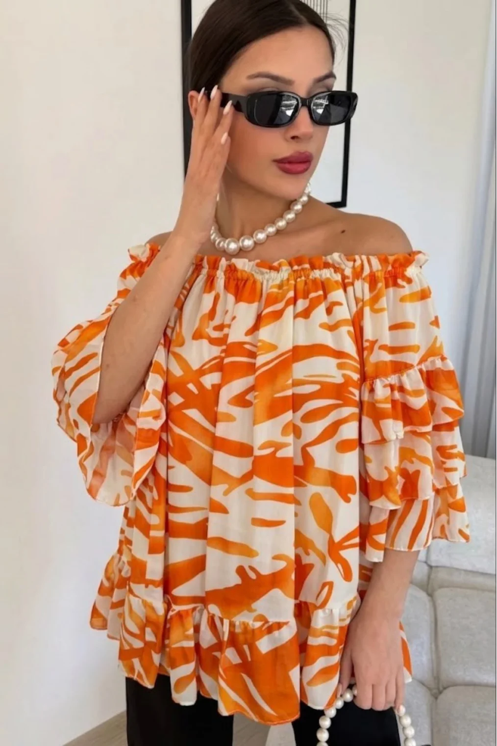 Madonna Yaka Lastikli Viskon Bluz 6020-Oranj