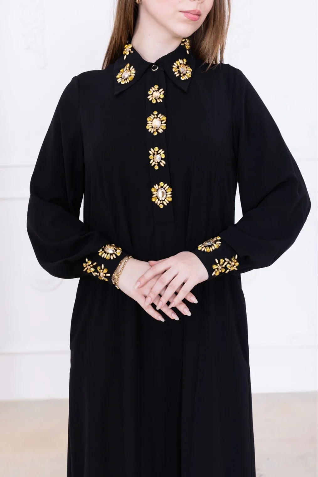 Yaka ve Manşet İşleme Detaylı Rahat Form Elbise 1014-Siyah