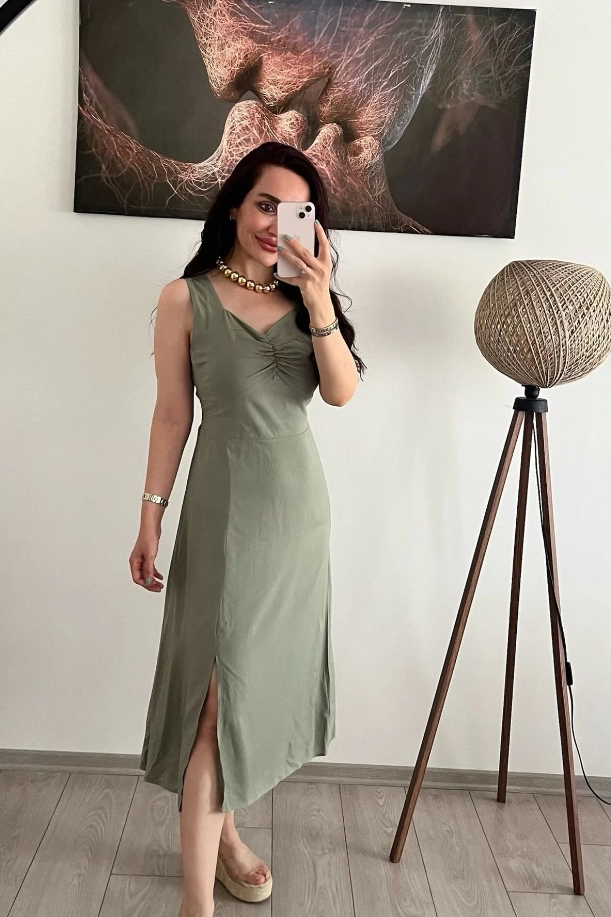Yeşil Yırtmaçlı Kalın Askılı Elbise