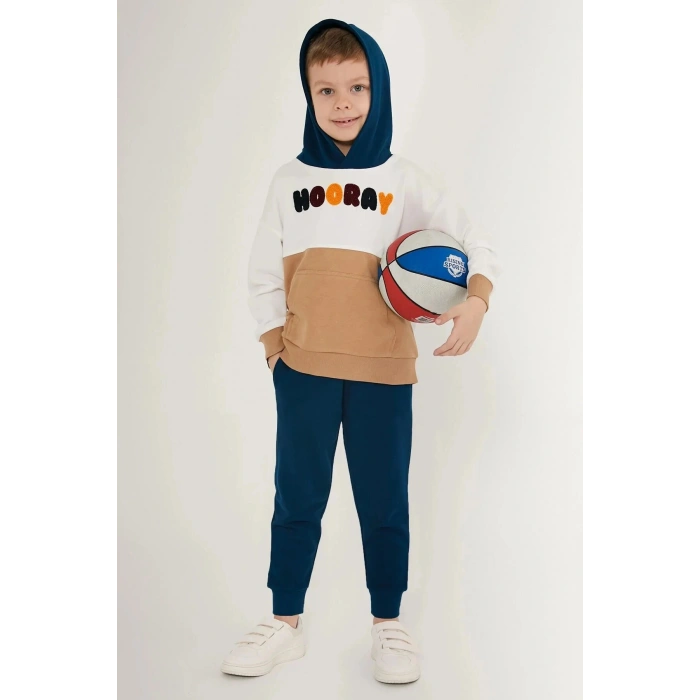 ERKEK ÇOCUK EŞOFMAN TAKIM - BEYAZ