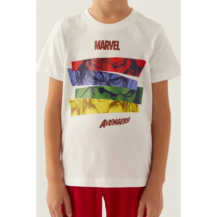 AVENGERS ERKEK ÇOCUK KAPRİ TAKIM - KREM