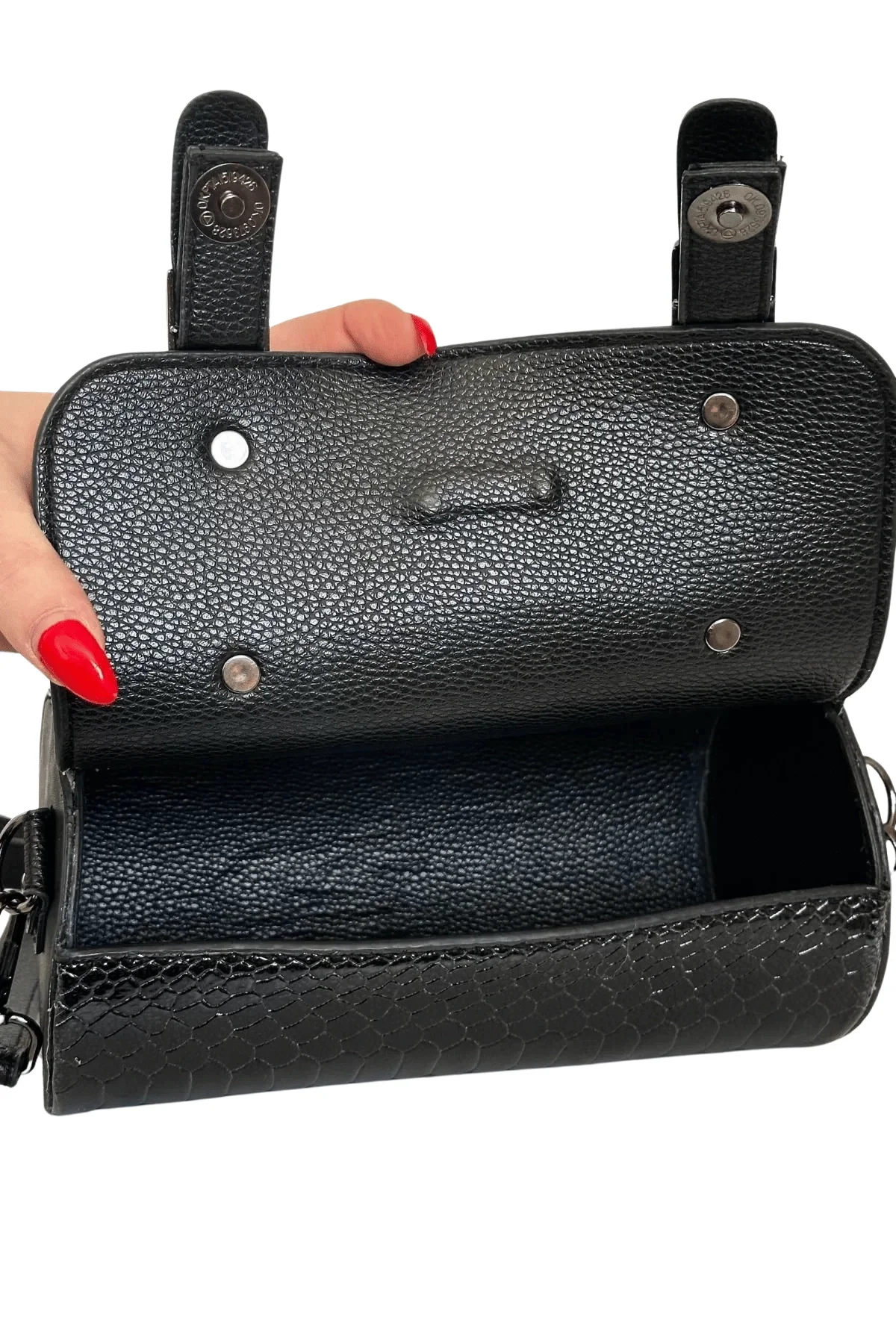 Kadın Suni Deri Silindir Omuz Çantası Siyah Yılan Derisi