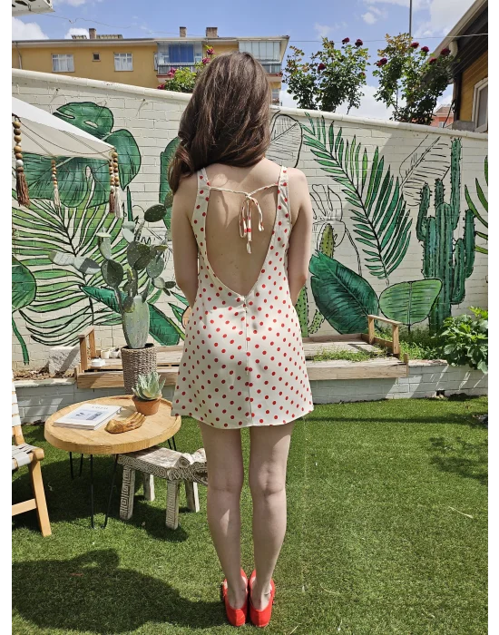 Kırmzı Puantiyeli Elbise