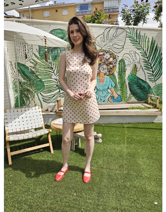 Kırmzı Puantiyeli Elbise