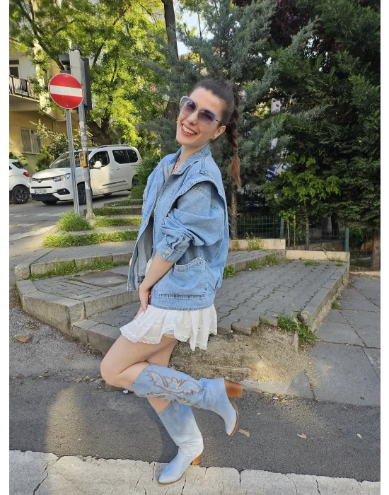 Dantel Detaylı Beyaz Mini Etek