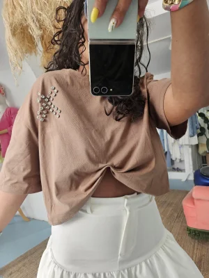 Sütlü Kahve Taşlı Crop Tee