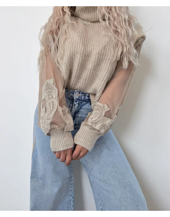 Tasarım Dantel Tül Detaylı Kazak