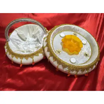 Kına Gecesi Kına Malzemesi kadife kına sepeti ve kına tepsisi krem renk