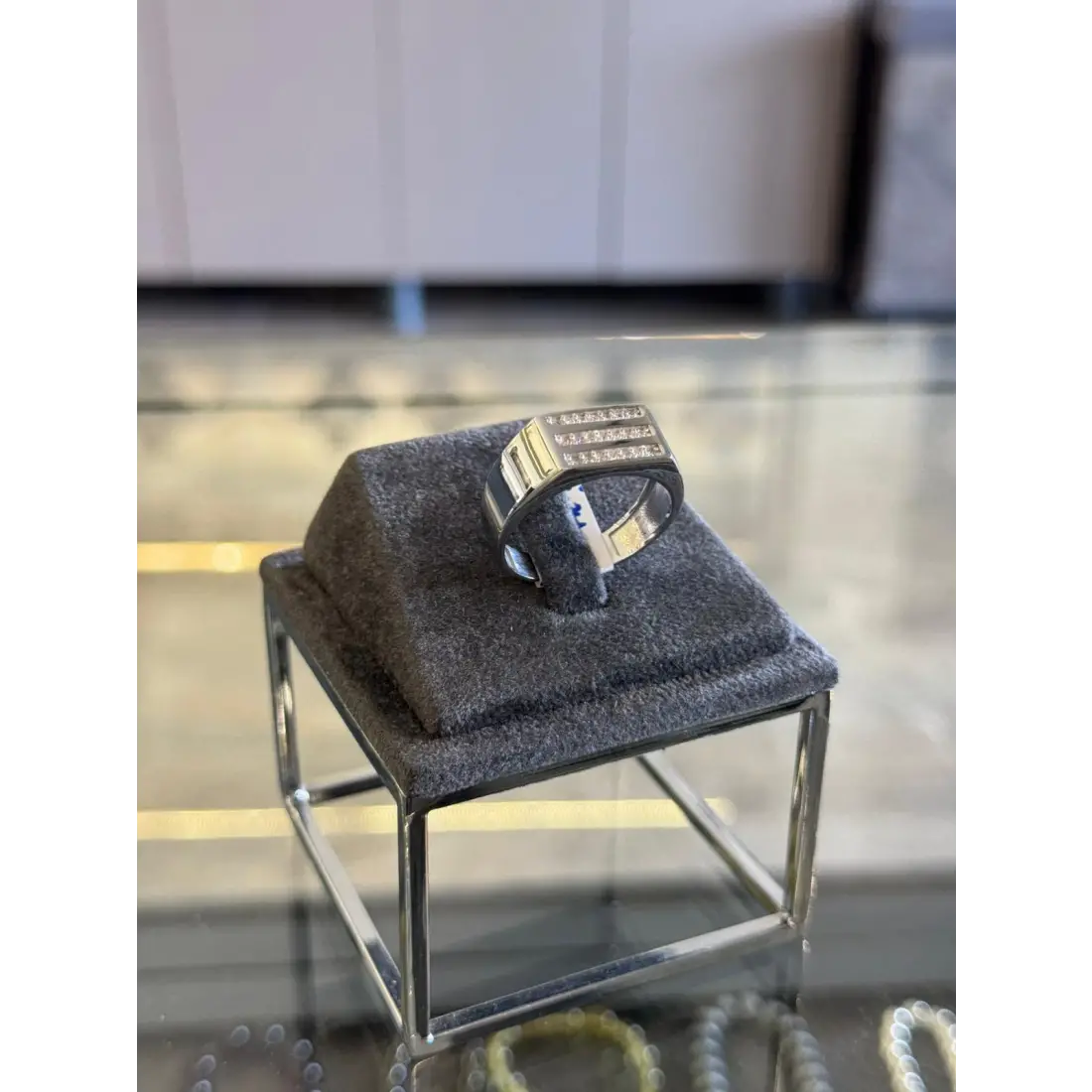 Beyaz Taşlı Erkek Yüzük