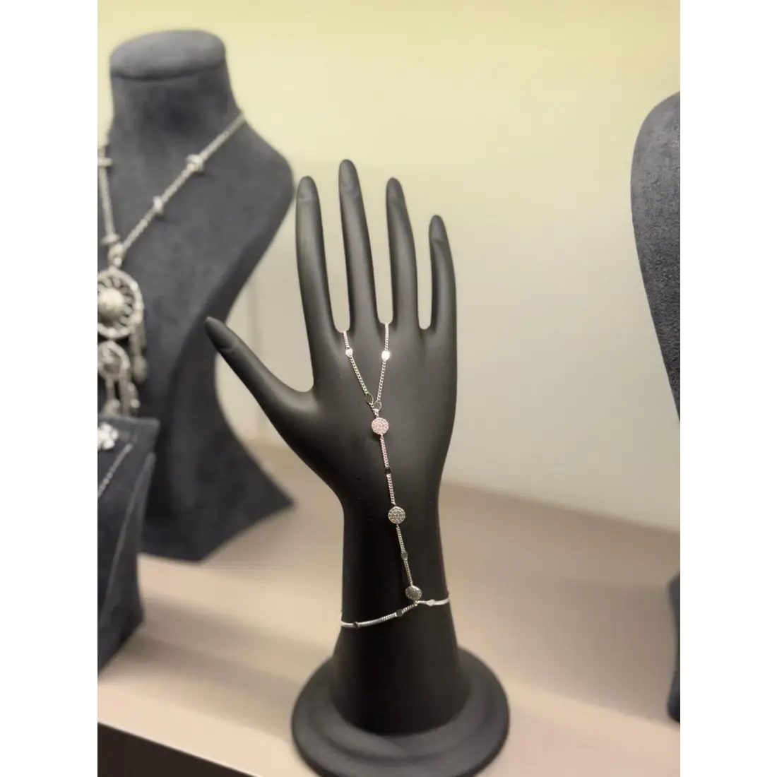 Taşlı ve Pullu Şahmeran