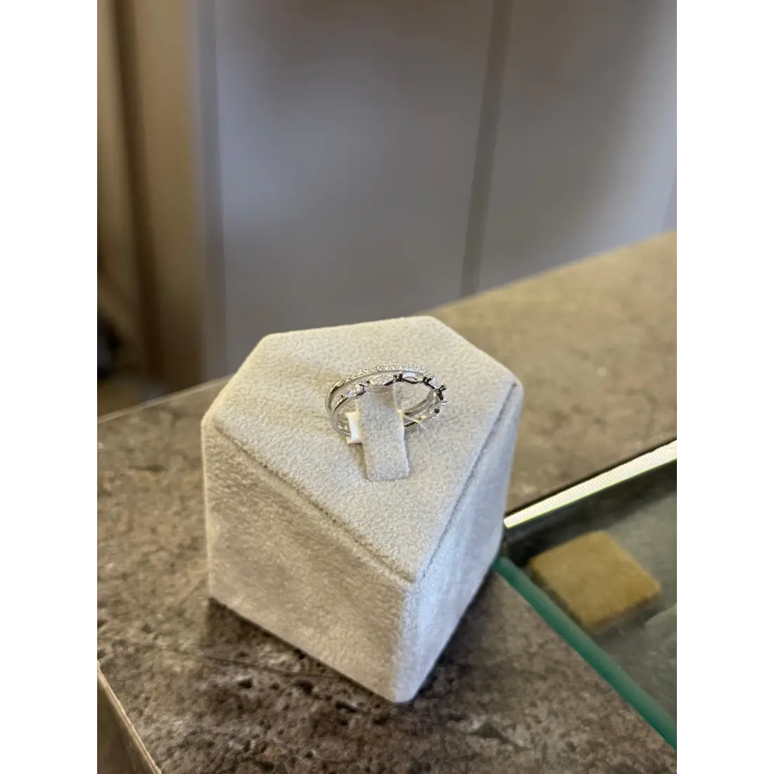 Taşlı Çift Sıralı Yüzük