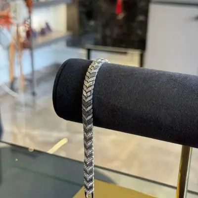 Beyaz Taşlı Kadın Bileklik