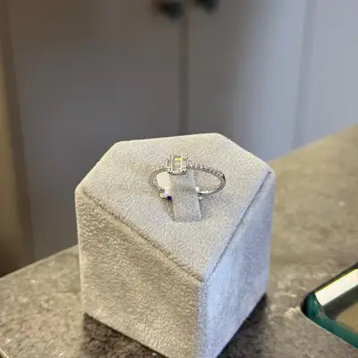 Taşlı Baget Yüzük (18 ölçü)