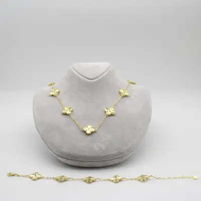 Çiçekli Kolye ve Bileklik