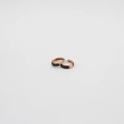 Siyah Taşlı Rose Halka Küpe