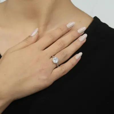 Kronet Tek Taşlı Yüzük