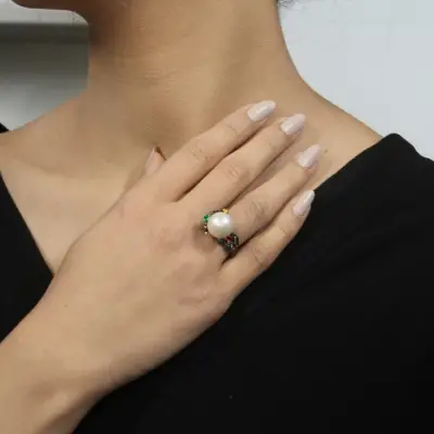 İnci ve Taşlı Yüzük