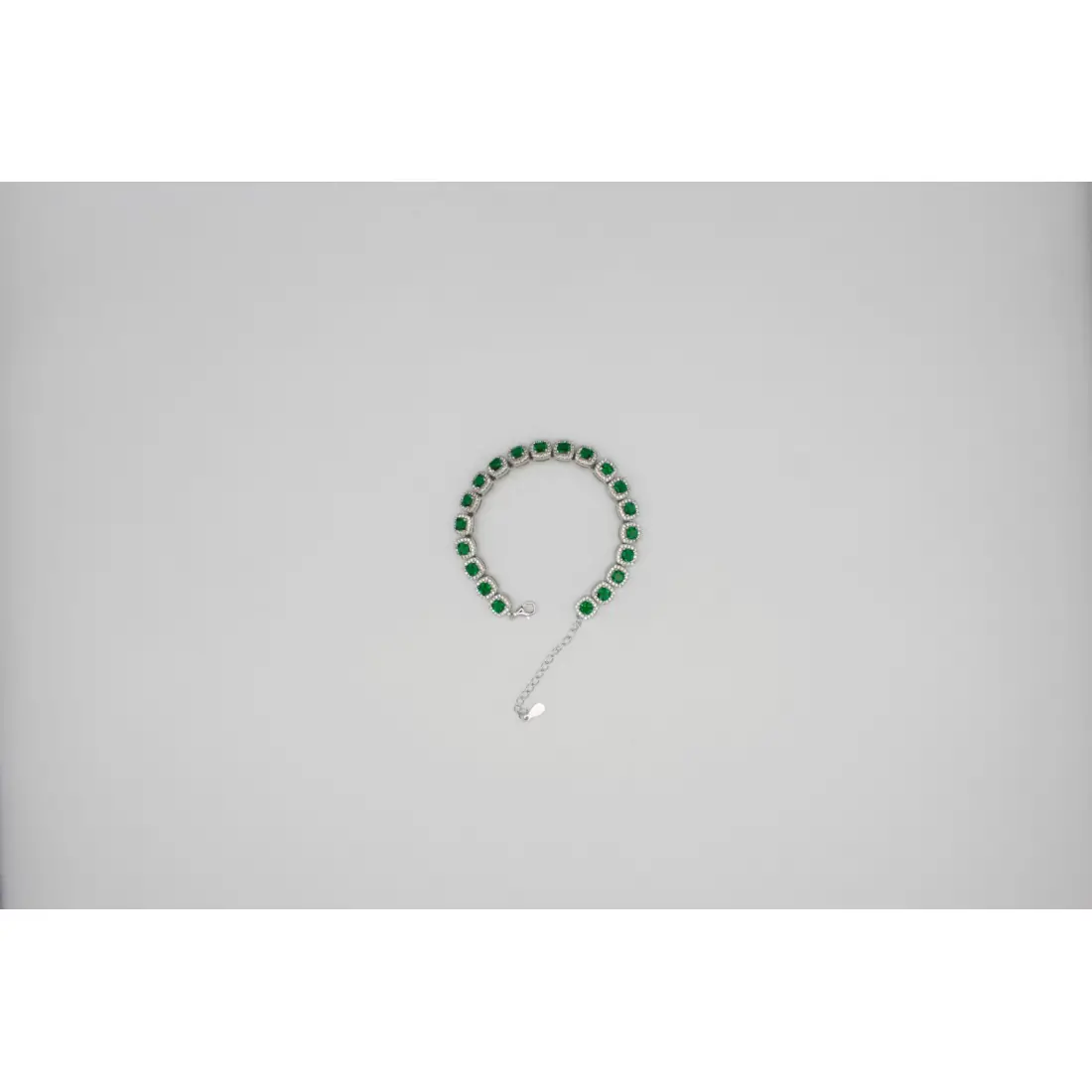 Yeşil Kare Taşlı Gümüş Bileklik