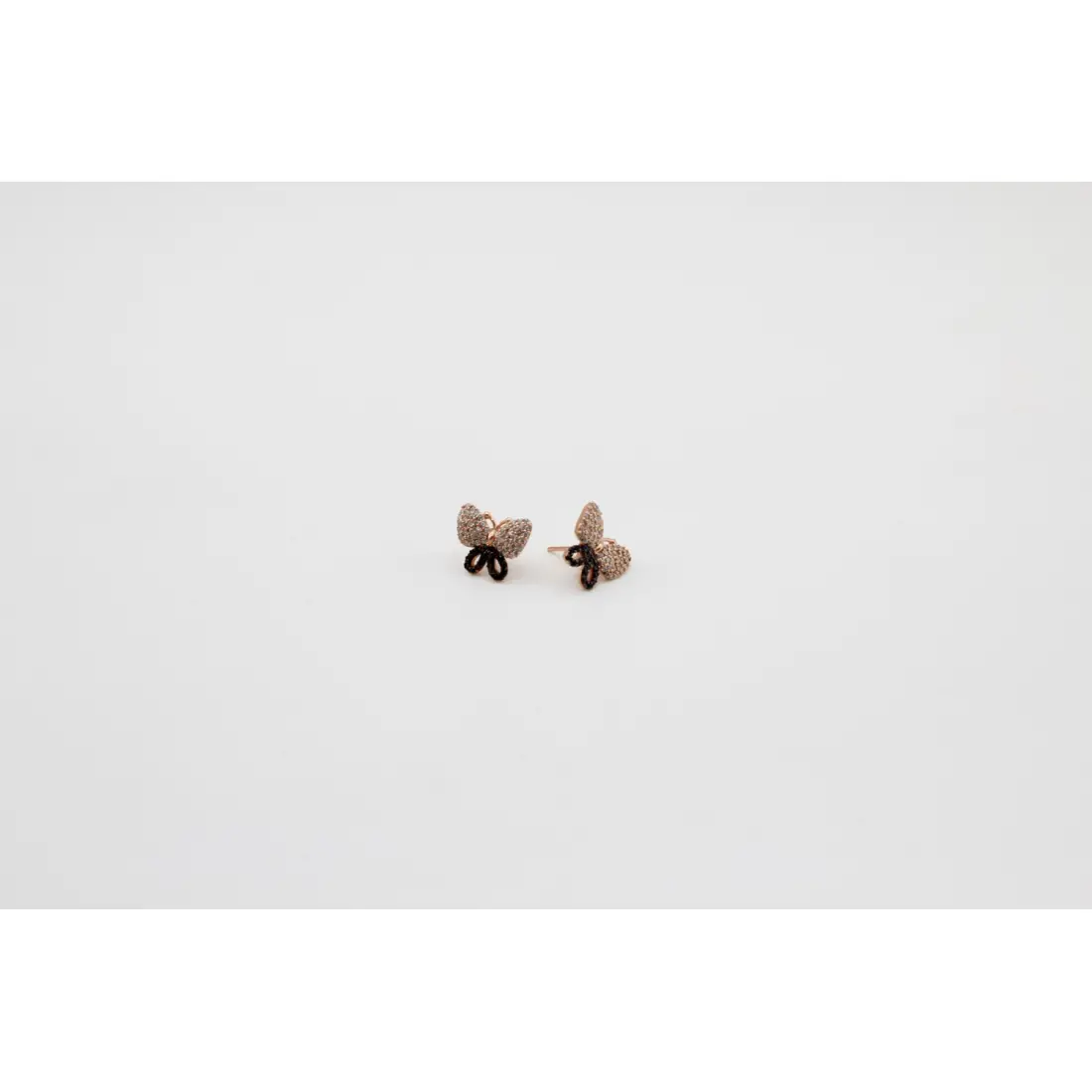 Siyah Beyaz Taşlı Kelebek Küpe