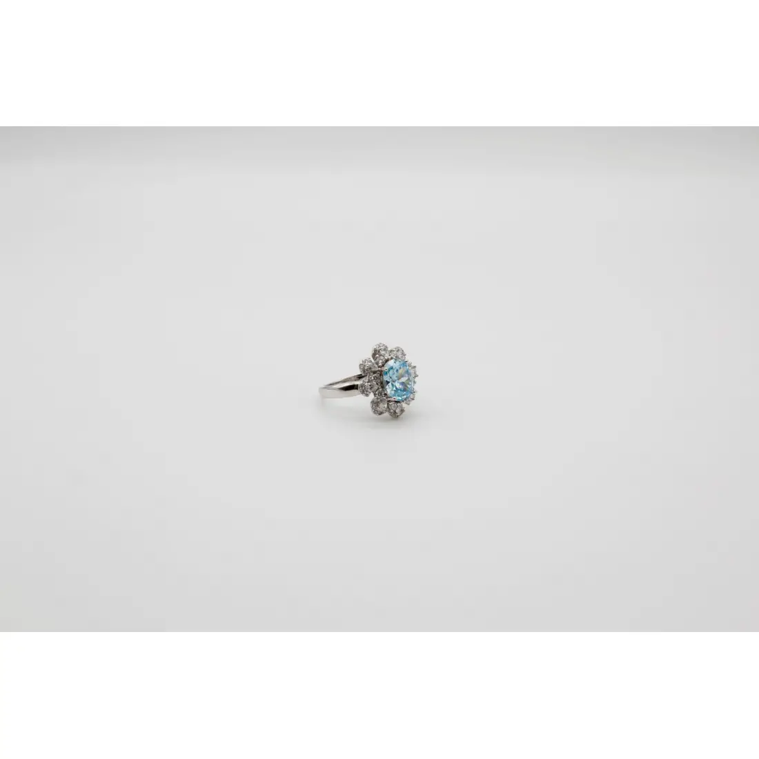 Aquamarin Taşlı Gümüş Yüzük