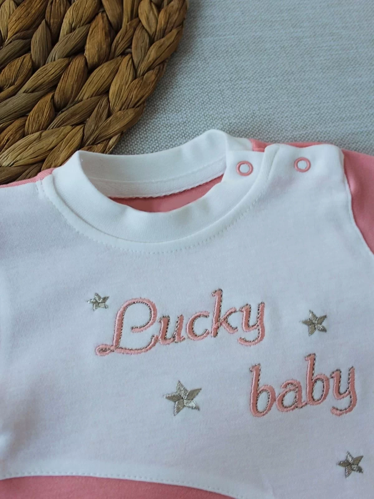 0-3 3-6 Ay Lucky Baby Nakışlı Es Çizgi Boy Şapkalı Kız Bebek Tulumu