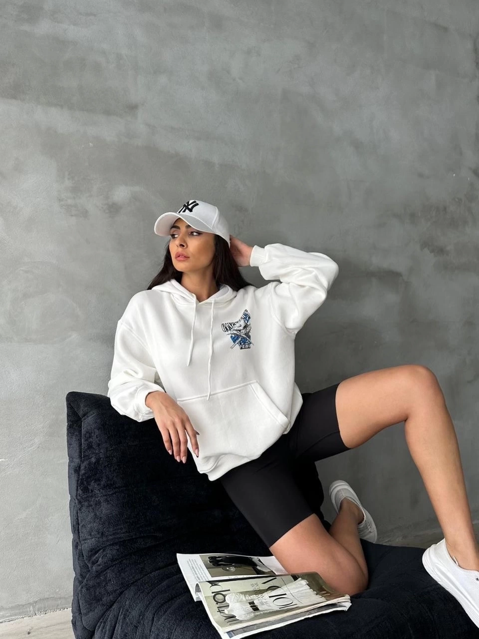 3 iplik şardonlu oversize compact kafa baskılı sweat beyaz